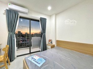 cho thuê căn hộ gần ngã tư hàng xanh 1 phòng ngủ ban công view landmark 81 đinh bộ lĩnh bình thạnh