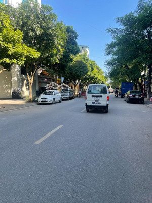 quá hiếm trong khu vực - phân lô thái hà - 36m, 6 tầng thang máy - 13 tỷ - ô tô cạnh nhà