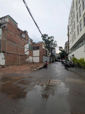 khuôn đất khan hiếm!dt:12x22m2 giá chỉ 85 tỷ góc 2 mt tại mặt tiền đường hai bà trưng, p8, quận 3.