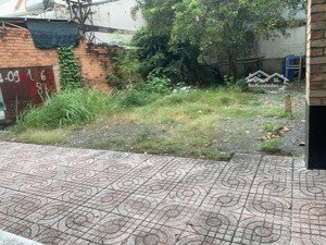 tài sản an hưởng tuổi già nay gởi bán. mt 8m. dt 130m. hướng nam giá 9tỷ. thương lượng