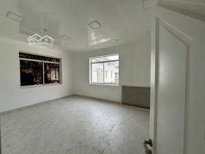 cho thuê biệt thự cũ để ở và làm văn phòng công ty