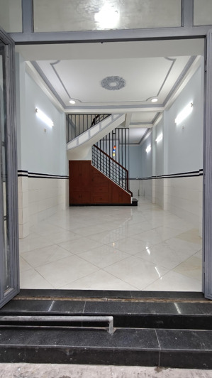 bán nhà 2 tầng 45m2, 2pn, 2wc, nhà mới ở ngay