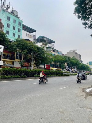 đón tết 2026 siêu phẩm hiếm nguyễn văn cừ 7 tầng thang máy mặt ngõ ô tô tránh kinh doanh đỉnh