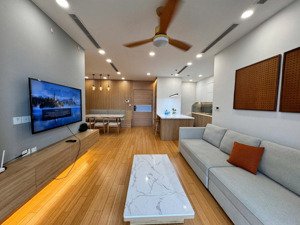 cho thuê chcc chelsea residence , dt 80m2, 2 ngủ full nt đẹp, giá 20tr. lh : 0378,,456..998