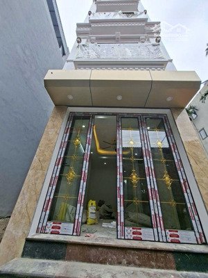 chỉ 6 tỷ có nhà 5 tầng mới coong full nội thất trâu quỳ gia lâm, ở hoặc cho sinh viên thuê trọ