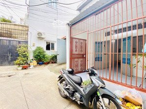 nhà cấp 4 - hoàng hoa thám - 4x20m - nhà trệt - 4pn 2wc - 13,5 triệu tl - gọi hằng 