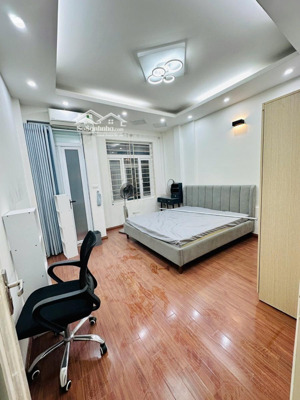 bán nhà trường chinh, thanh xuân diện tích 55m, 5 tầng, cách phố 30m, giá 14.3 tỷ