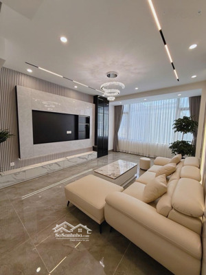 nhà phố ngọc thuỵ - đường 2 oto tránh - gần trường quốc tế pháp