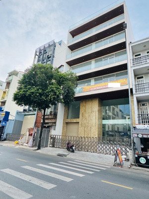siêu vị trí mặt tiền phổ quang 150m2 chỉ 40 tỷ xây toà văn phòng hầm 7 tầng ngay sân bay tân bình