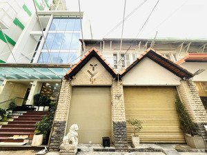 cho thuê biệt thự sang trọng, đẳng cấp bậc nhất trung tâm quận 3