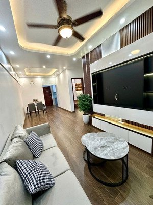 bán căn hộ 2pn full nội thất tại khu đô thị kiến hưng, 4 tỷ, 70m2
