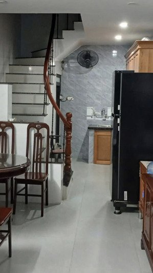 nhà đẹp -2 thoáng - ngõ nông ba đi thoả mái - cách ô tô 20m - nhà đẹp-dt30m*3t-g 7 tỷ