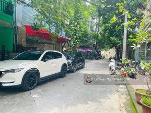 hiếm! xem ngay căn nhà 4 tầng, phân lô hoàng cầu, đống đa. dt 60m2 nhà 2 mặt ngõ oto dừng đỗ.