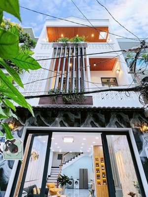 kẹt tiền bán gấp nhà tô hiến thành. phường 15. quận 10. giá 4 tỷ 590. diện tích: 48m2/ 4 x 12m.