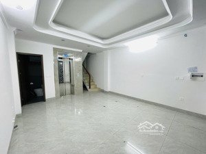 nhà mới ở ngay 7 tầng thang máy, oto tránh đỗ ngày đêm, 10,9 tỷ chủ thiện chí bán
