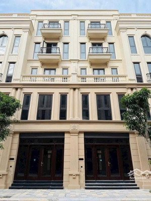 283tr/m2 liền kề xẻ khe thiên nga 75m2 khu tinh hoa vinhomes cổ loa sổ lâu dài, chỉ 95m tới hồ 32ha