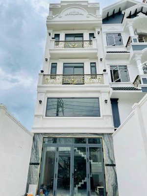 mtkd đẹp ở ngay 4 tầng mới 96m(5x19) đường số 49 hbc thủ đức; đường 7m ôtô vào nhà;4pn; 10,x tỷ