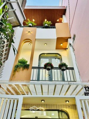 hxh khu vip hiếm nhà bán nguyễn đình chiểu.4 tỷ 750 p4. phú nhuận ( nay là p. đức nhuận