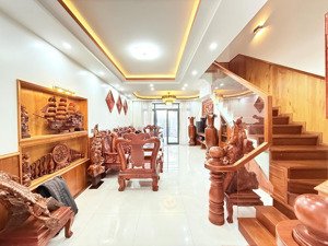 nhà 3 tầng kđt mỹ gia (gói 7) an khánh, nội thất gỗ đẹp ấm áp, hướng đông bắc gần nhà mẫu