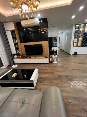 cho thuê căn hộ 2pn đủ đồ, giá 11 tr/th vào luôn tại riverside 349 vũ tông phan