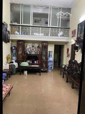 nhà chính chủ, lô góc 3 mặt thoáng, vài bước chân ra mặt phố nguyễn công trứ, trung tâm hai bà