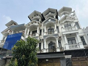 4tầng. 4pn. 5wc. xe hơi đậu cửa. sát chợ hiệp bình. gần gigamall. shr. gấp bán: 8 tỷ tám.