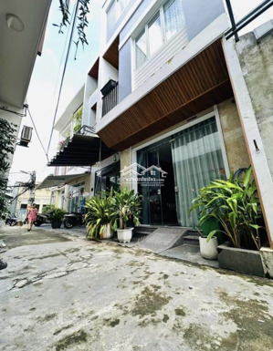 bán nhà riêng 3pn, 3wc tại nguyễn thiện thuật, q3, tp.hcm, giá 3,88 tỷ