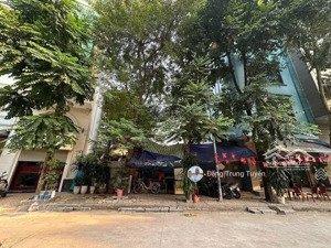 * siêu hiếm, siêu rẻ ,đất đống đa ,giá đầu tư ; dt360m , mặt tiền 9,8m ,giá chỉ 125 tỷ.