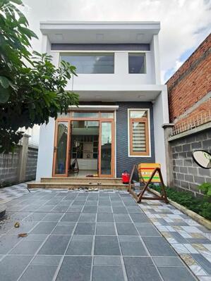 Bán nhanh ngôi nhà 1T1L Thanh Phú-TTTT Bến Lức - Long An, giá 5.5 tỷ, shr