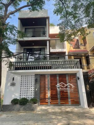gấp! nhà đẹp đường ôtô 6.5m an bình-p1 - quận 5. giá 4tỷ250. cho thuê 22tr/ tháng. gần chợ hòa bình