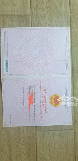 cần tiền con đi du học bán gấp đất đẹp, trên đất có sẵn nguồn thu.