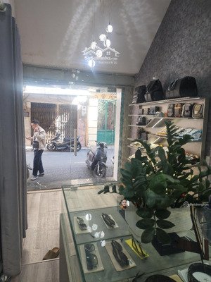 bán nhà đông các, mặt phố kinh doanh, 1p ra ngã 6 ô chợ dừa, diện tích lớn, 85m2x5 tầng, 32.9 tỷ