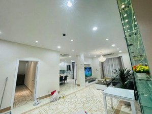 cho thuê căn duplex sân vườn riverside residence phú mỹ hưng 450m2 6pn 6wc