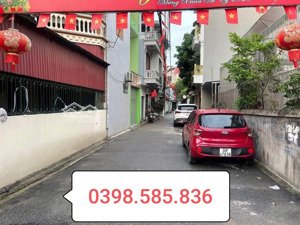 ô tô dừng đỗ, hai thoáng, nhà phố văn phú, hà đông, dt 40m2 x 5 tầng, nhỉnh 8 tỷ, có thương lượng.