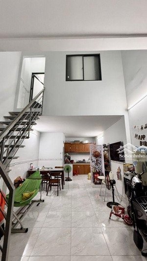 nhà hxh thông, âu cơ khu bàu cát, 31 m2, 2 tầng, tân phú giáp tân bình