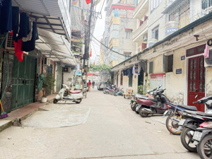 siêu phẩm doãn kế thiện, cầu giấy, 2 thoáng - tt ca múa nhạc. sổ 40m2, sd 120m2, mt 4,5m; 5,3 tỷ