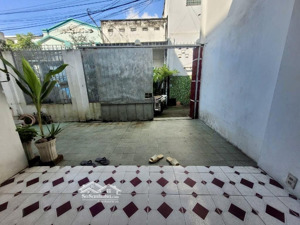 bán nhà khu kiến thiết - hiệp phú - quận 9 - sát đường dân chủ - nhà cấp 4 - 98m - giá chỉ 6,95t