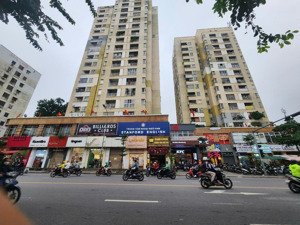 bán căn hộ b4 kim liên tầng trung đẹp,view phố