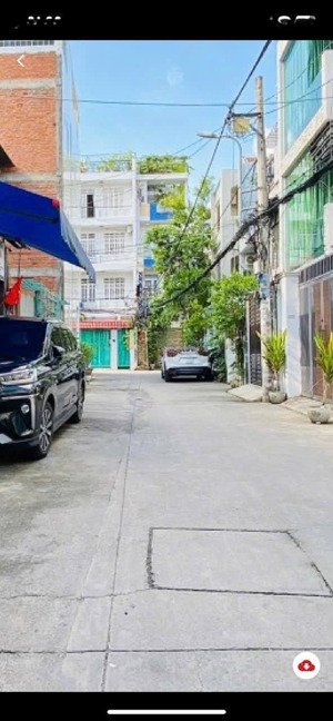 thơm ngát bình thạnh sát bạch đằng ngã tư hàng xanh 50 m2 hẻm 5 m thoáng -4 tầng btct chỉ 9.3t