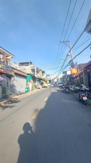 sổ riêng 2,5 tỷ/43m2 thổ cư ở, kinh doanh gần chợ tăng nhơn phú a đường nhựa 10m vỉa hè nhanh ạ