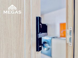 cho thuê duplex ban công ngay ngã tư thủ đức - xa lộ hà nội - vincom lê văn việt - quang trung