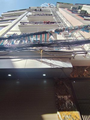 ccmn cầu giấy- 111m- 7 tầng - 25 phòng- mặt ngõ kinh doanh - oto đỗ cửa - hồ tùng mậu