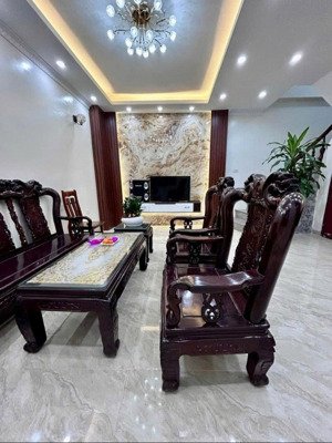 giá cực chất! bán nhà riêng 4pn, 4t, 41m2 gần mặt phố bạch đằng, ô tô đỗ, sổ đỏ chính chủ