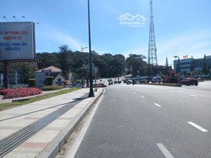 bán đất tặng nhà cấp 4 - 69,3m2 - mt đường trần hưng đạo - p. xuân hương (p3) - đà lạt giá bán 8 tỷ