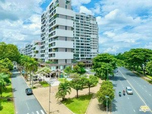 hàng hot cho thuê shop kế góc mặt tiền tôn dật tiên, 174 m2, 1 trệt 1 lầu