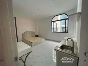 nhà nhỏ hxh ba tháng hai q.10 ngang 5m nở hậu chỉ 6.9 tỷ