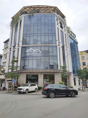 chính chủ gửi bán tòa vp mới tinh kđt hạ đình,lô góc, 175tr/tháng, mt bề thế 24m ,8t thang máy