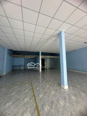 cần cho thuê gấp kho xưởng diện tích 330m2, ngay lê trọng tấn, cao ráo, sẵn điện 3fa, đường xe lớn
