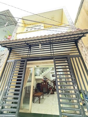 bán gấp nguyễn hữu dật,p tây thạnh,tân phú 44m2 1trệt1lầu 2pn2wc giá 3tỷ8 sănz hđ thuê 10tr/tháng