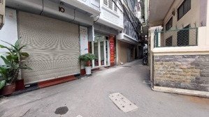 nhỏ xinh xã đàn, ba gác phi, cực gần ô tô, kcbt 33m2*5t mt 3.3m chào 6 tỷ